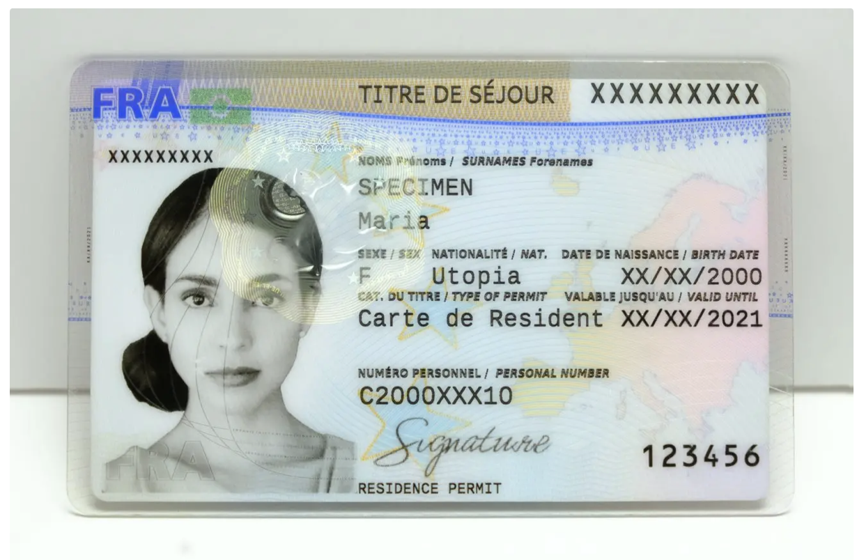 Crédit : https://ingroupe.com/fr/produit/titre-de-sejour/