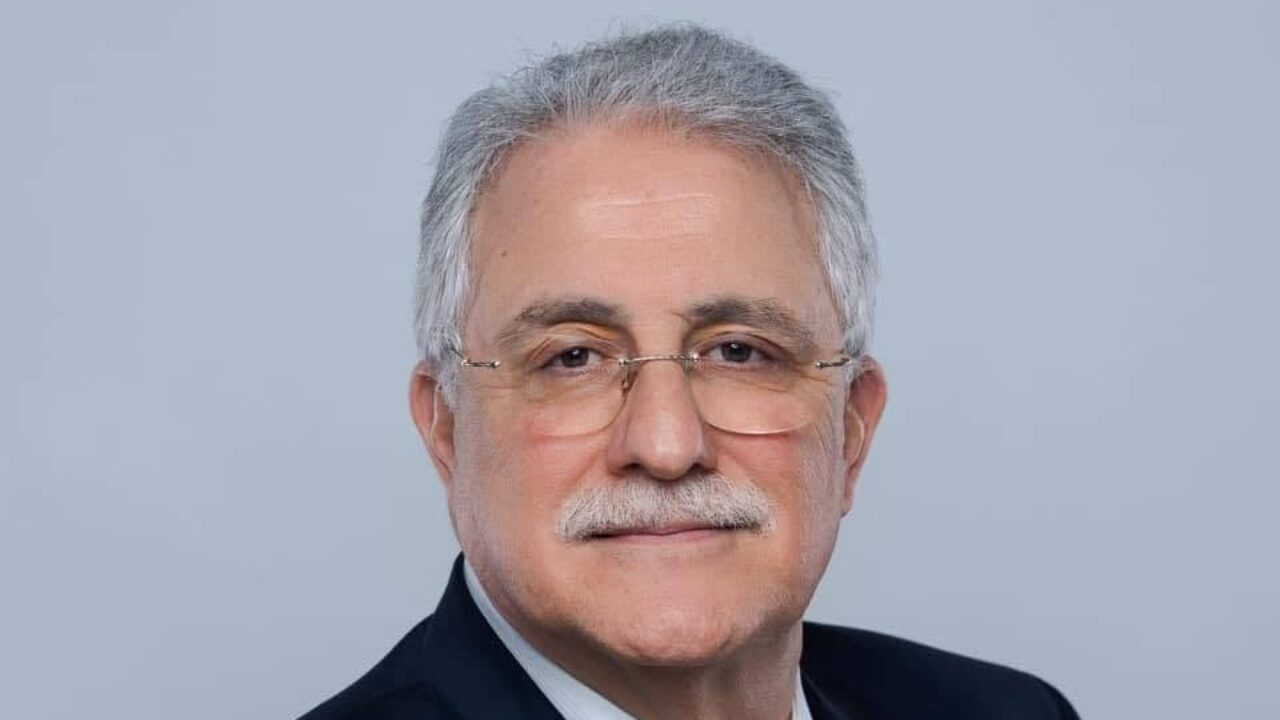 Voile en France, Chems-Eddine Hafiz dénonce le projet du RN